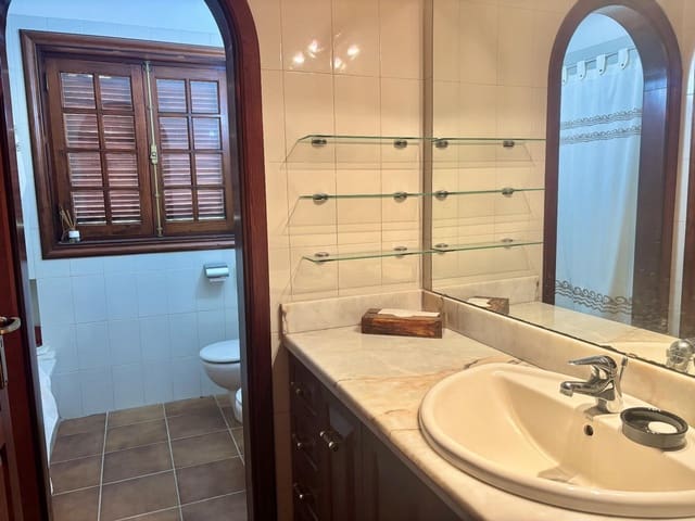 Chalet de 3 habitaciones en Golf del Sur, San Miguel de Abona en venta con piscina - 450.000 € (Ref: 9727665)