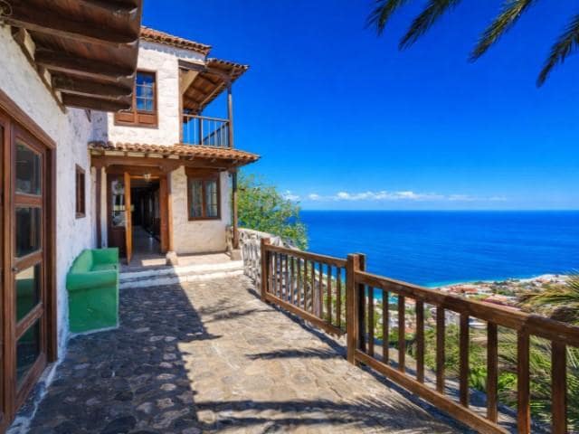 10 bedroom Finca/Country House for sale in Icod de los Vinos with garage - € 559,000 (Ref: 9748150)