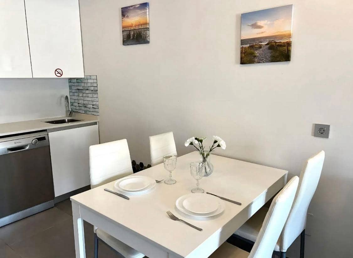 2 makuuhuone Huoneisto myytävänä paikassa La Tejita mukana uima-altaan 
autotalli - 339 000 € (Ref: 9748152)