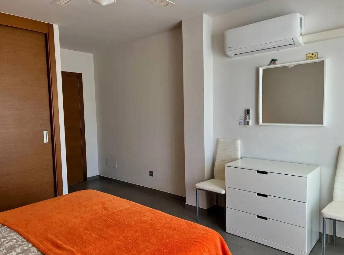 2 makuuhuone Huoneisto myytävänä paikassa La Tejita mukana uima-altaan 
autotalli - 339 000 € (Ref: 9748152)