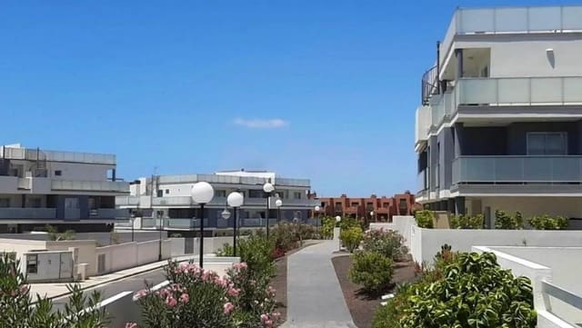 2 chambre Appartement à vendre à La Tejita, Granadilla de Abona avec piscine garage - 339 000 € (Ref: 9748152)