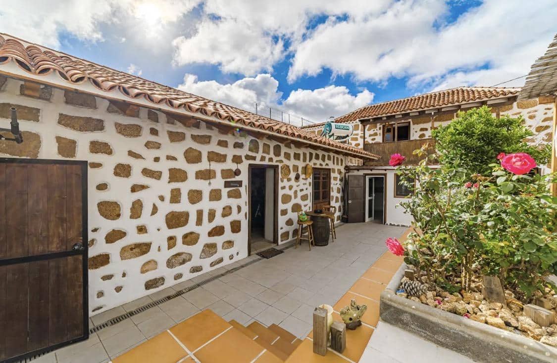 5 soveværelse Finca/Landehus til salg i Granadilla de Abona med swimmingpool - € 549.000 (Ref: 9748153)