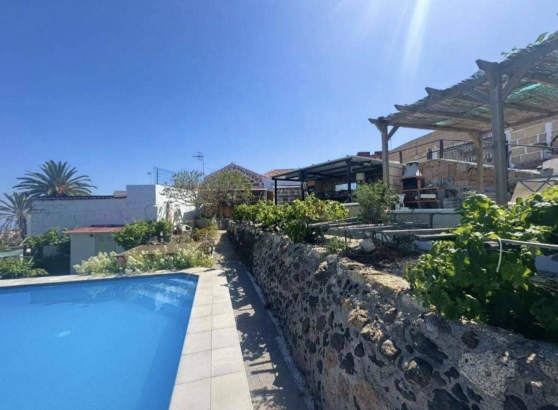 5 soveværelse Finca/Landehus til salg i Granadilla de Abona med swimmingpool - € 549.000 (Ref: 9748153)