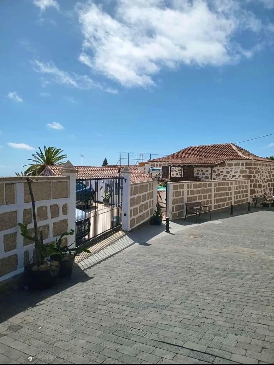 5 soveværelse Finca/Landehus til salg i Granadilla de Abona med swimmingpool - € 549.000 (Ref: 9748153)