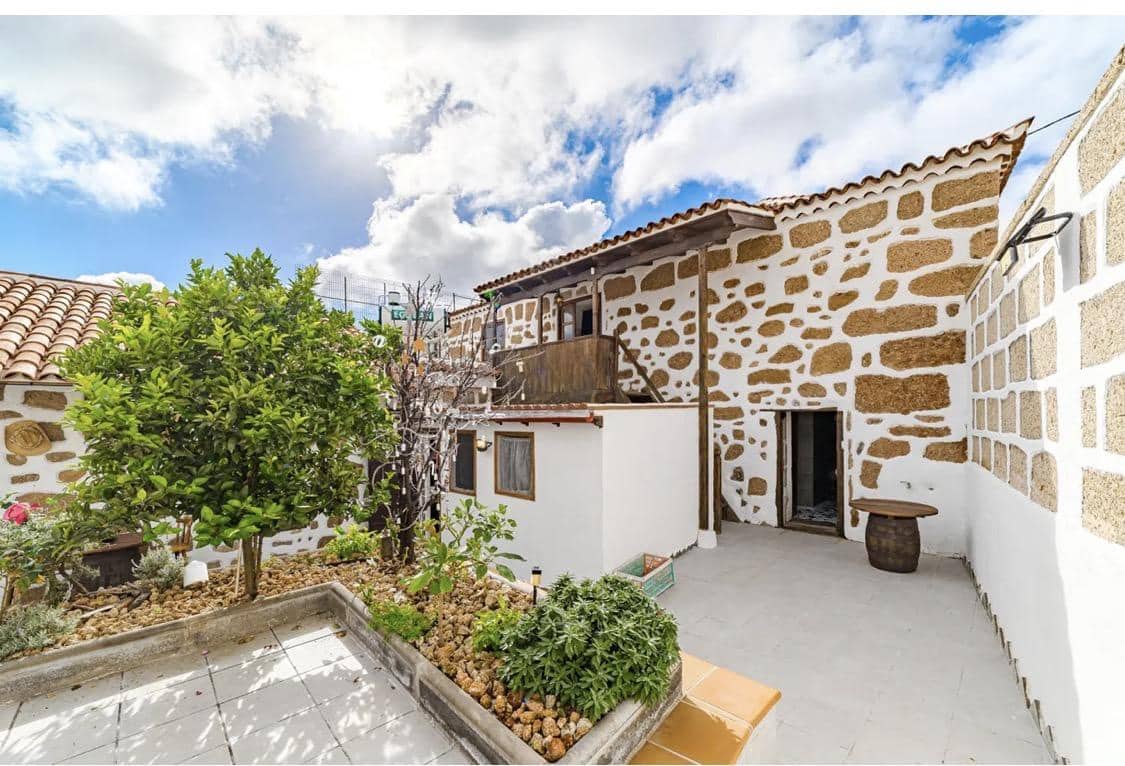 5 soveværelse Finca/Landehus til salg i Granadilla de Abona med swimmingpool - € 549.000 (Ref: 9748153)