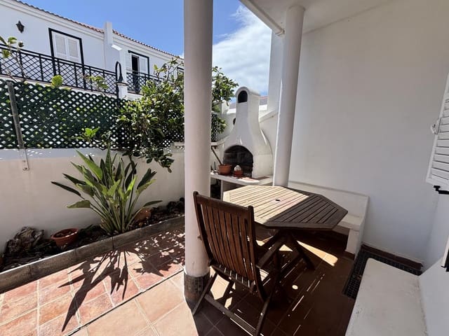 3 soveværelse Semi-Rækkehus til salg i Abades, Arico - € 375.000 (Ref: 9765140)