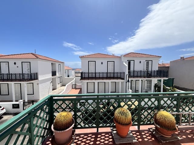 3 soveværelse Semi-Rækkehus til salg i Abades, Arico - € 375.000 (Ref: 9765140)