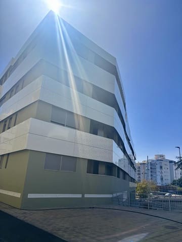 3 soverom Leilighet til salgs i Salamanca, Santa Cruz de Tenerife med svømmebasseng garasje - € 472 000 (Ref: 9801327)