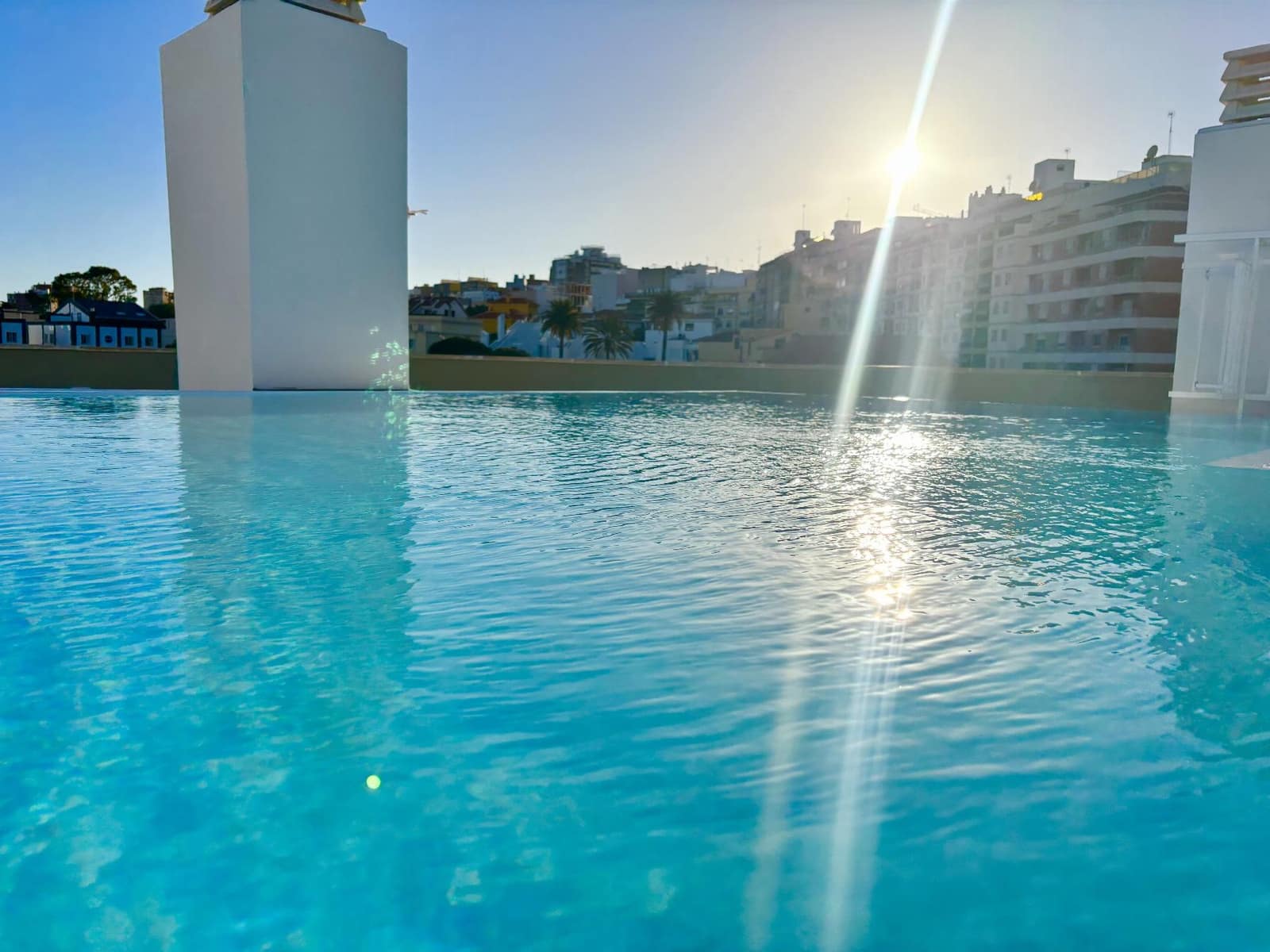 3 soverom Leilighet til salgs i Santa Cruz de Tenerife med svømmebasseng garasje - € 472 000 (Ref: 9801327)