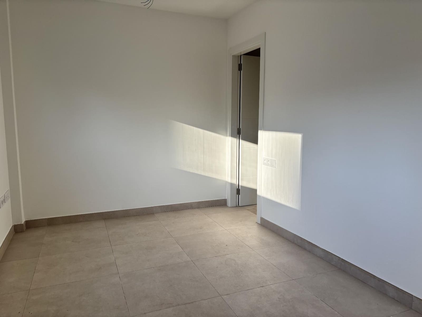 3 soverom Leilighet til salgs i Santa Cruz de Tenerife med svømmebasseng garasje - € 472 000 (Ref: 9801327)