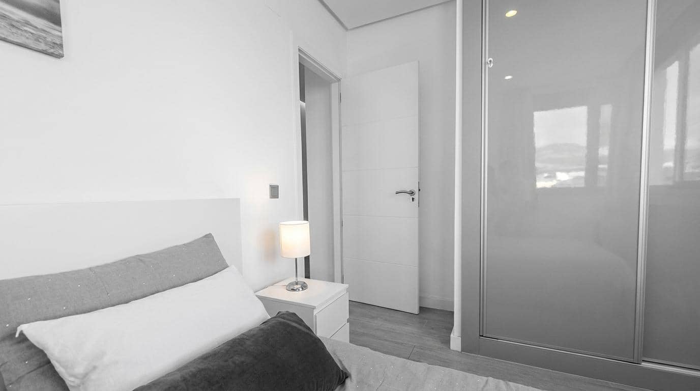 3 bedroom Apartment for sale in Playa Paraiso with pool garage - € 660,000 (Ref: 9839443)