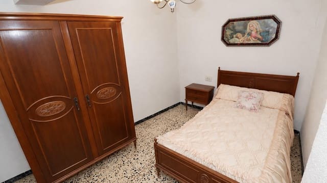 4 soverom Hus til salgs i Alcanar - € 75 000 (Ref: 10180657)