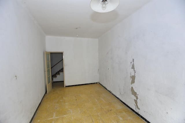 6 soveværelse Byhus til salg i Alcanar - € 65.000 (Ref: 7786359)