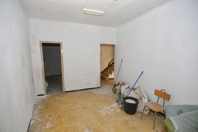 6 soveværelse Byhus til salg i Alcanar - € 65.000 (Ref: 7786359)