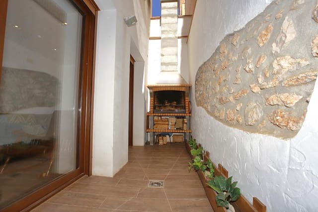 4 slaapkamer Rijtjeshuis te koop in Alcanar met garage - € 349.000 (Ref: 7786373)