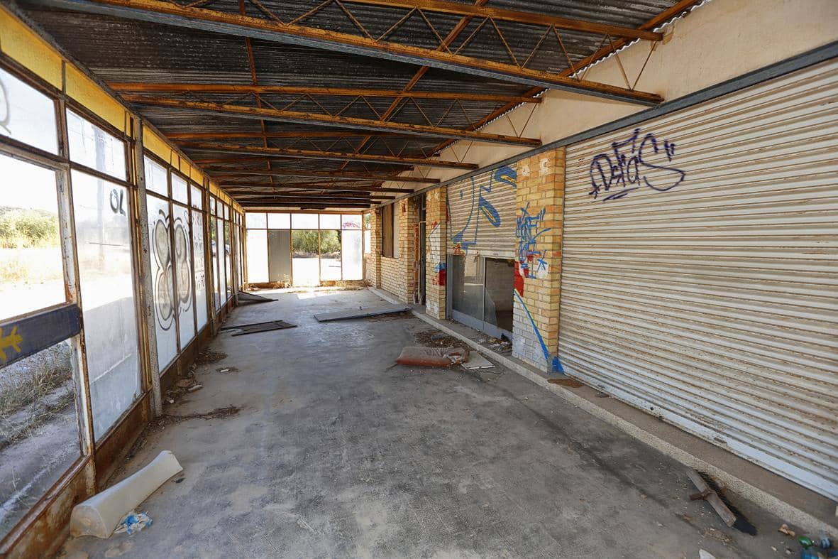 Virksomhed til salg i Les Cases d'Alcanar - € 135.000 (Ref: 7786387)