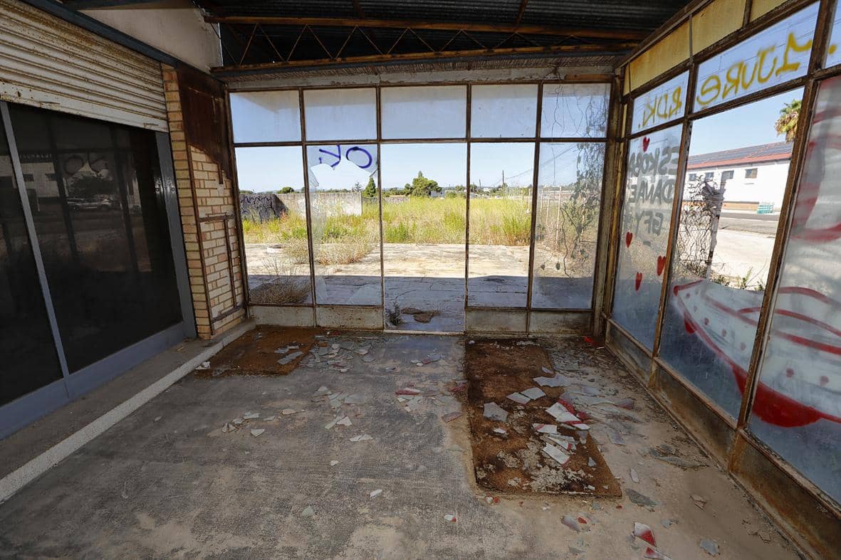 Virksomhed til salg i Les Cases d'Alcanar - € 135.000 (Ref: 7786387)