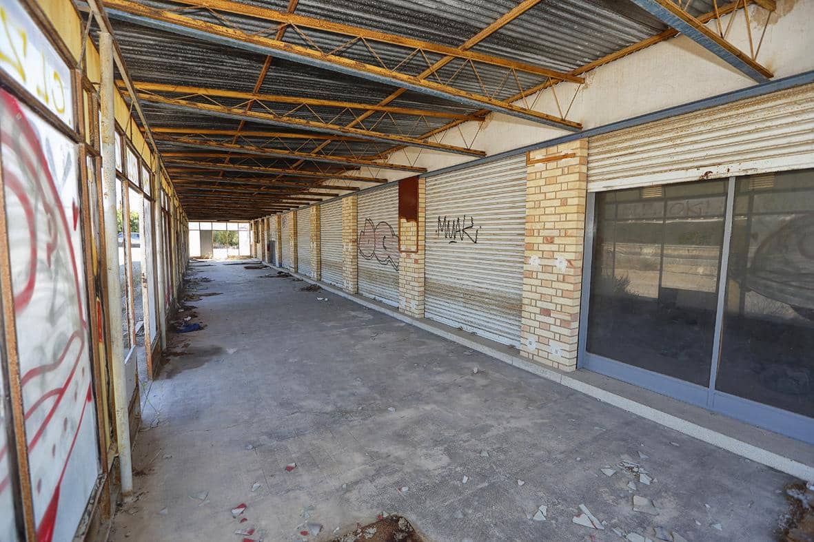 Virksomhed til salg i Les Cases d'Alcanar - € 135.000 (Ref: 7786387)