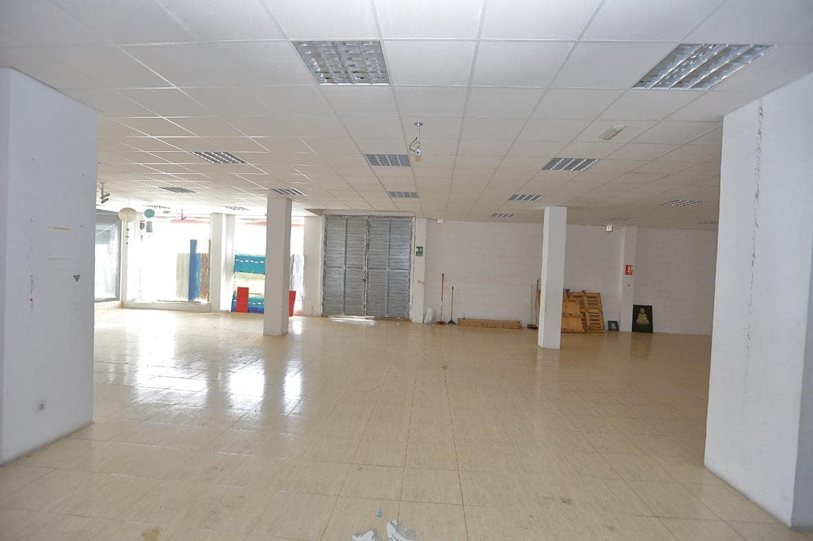 Erhverv til leje i Alcanar - € 2.000 (Ref: 7786400)