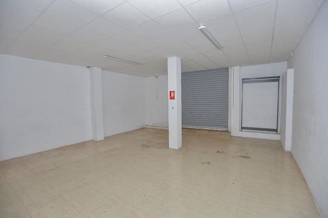 Commercial for rent in Alcanar - € 2,000 (Ref: 7786400)