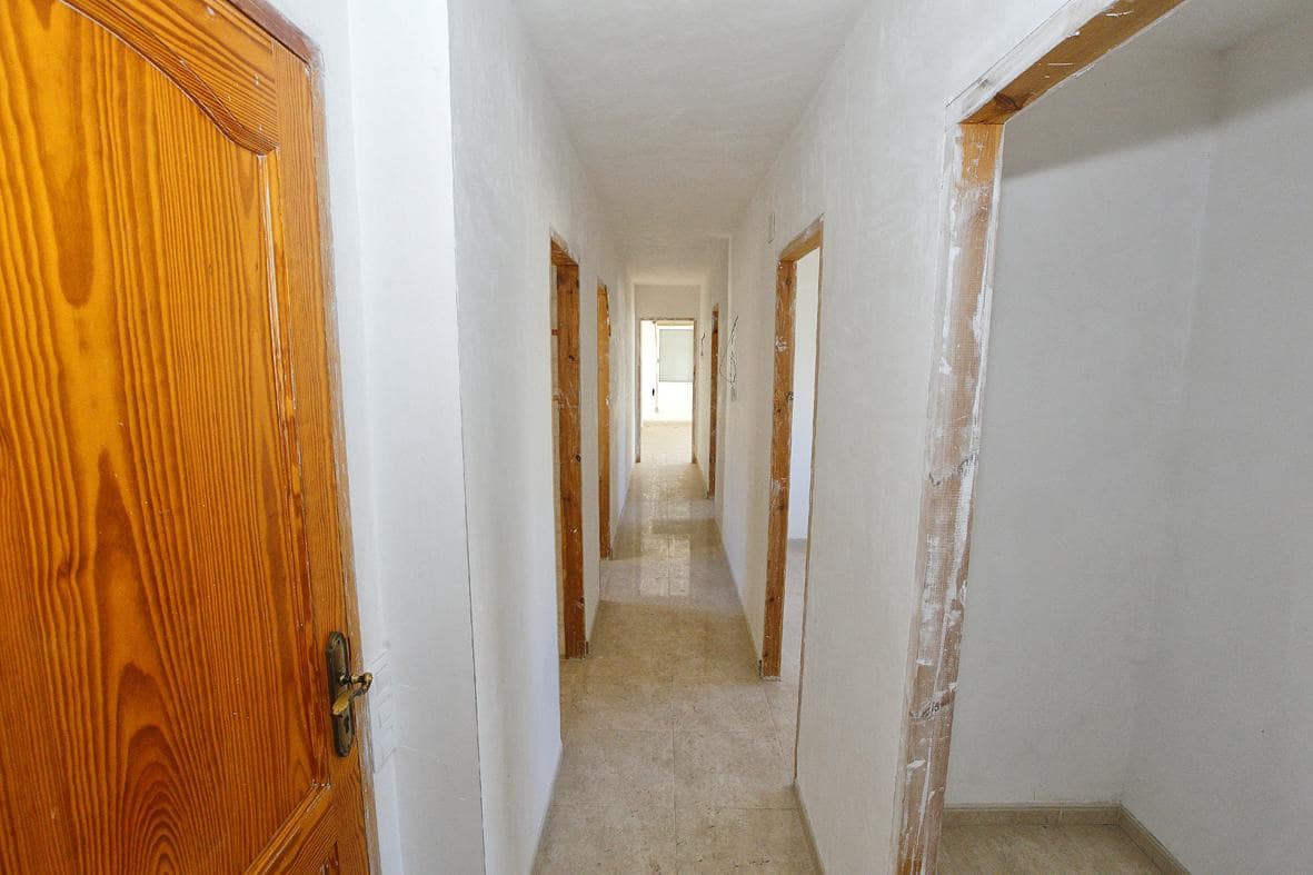 Apartment for sale in Sant Carles de la Rapita - € 530,000 (Ref: 7786415)