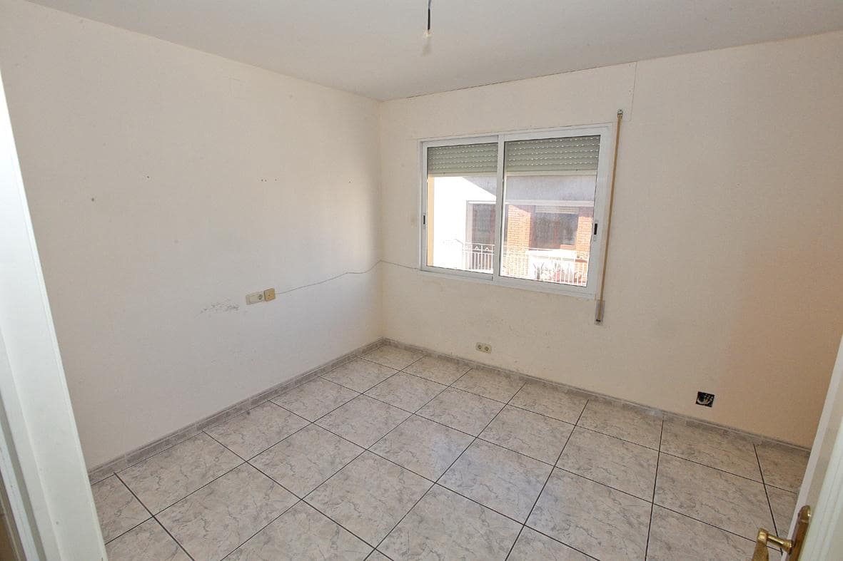 Apartment for sale in Sant Carles de la Rapita - € 530,000 (Ref: 7786415)