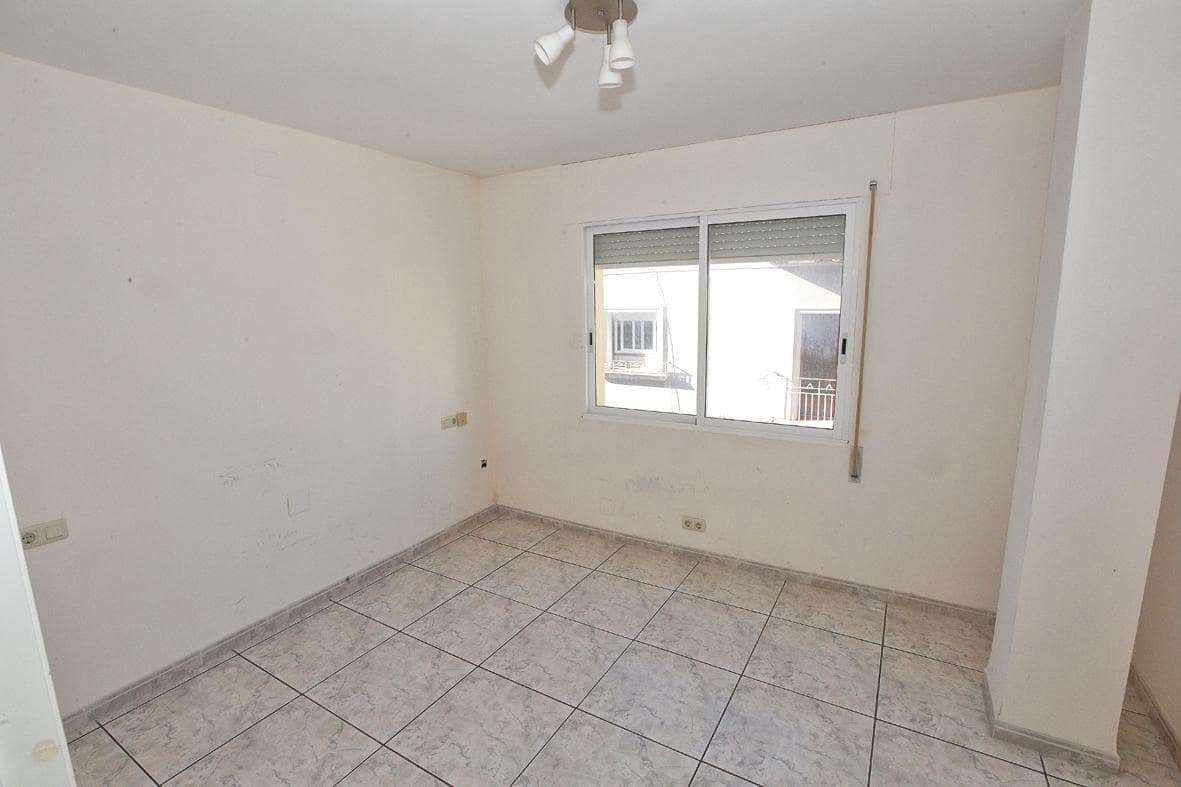 Apartment for sale in Sant Carles de la Rapita - € 530,000 (Ref: 7786415)