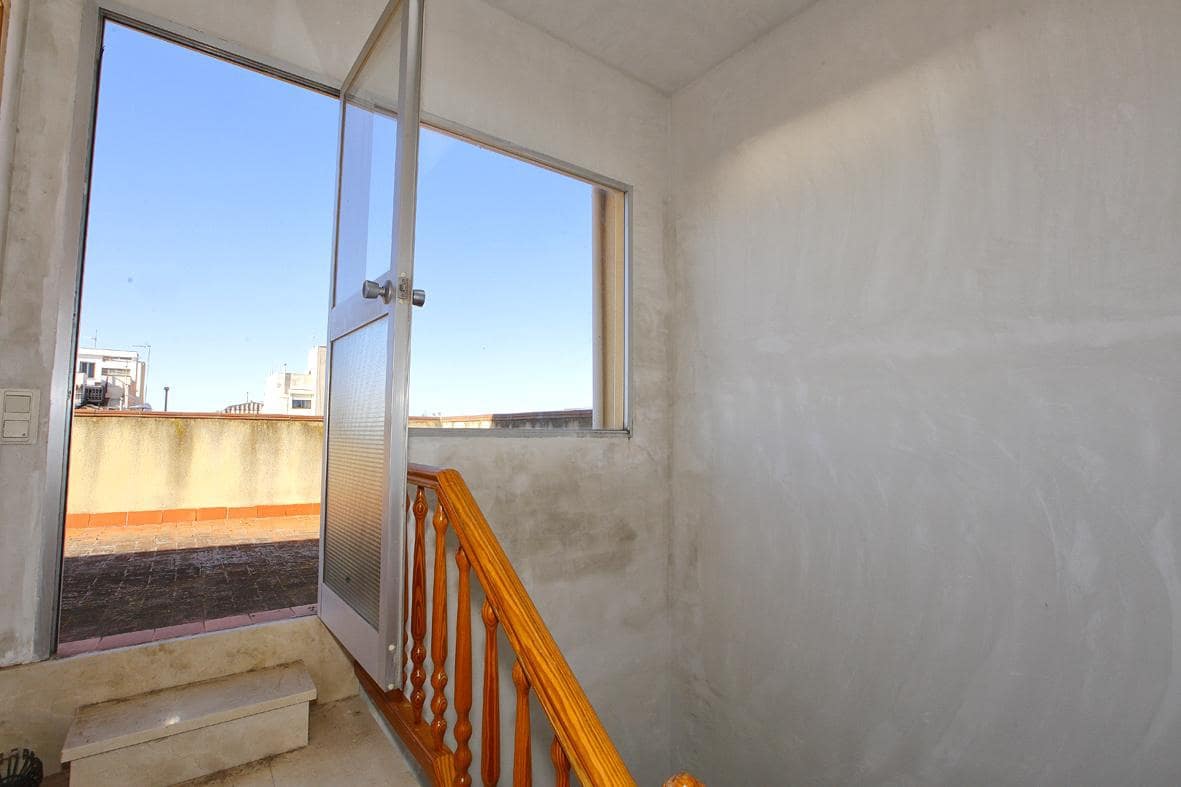 Apartment for sale in Sant Carles de la Rapita - € 530,000 (Ref: 7786415)