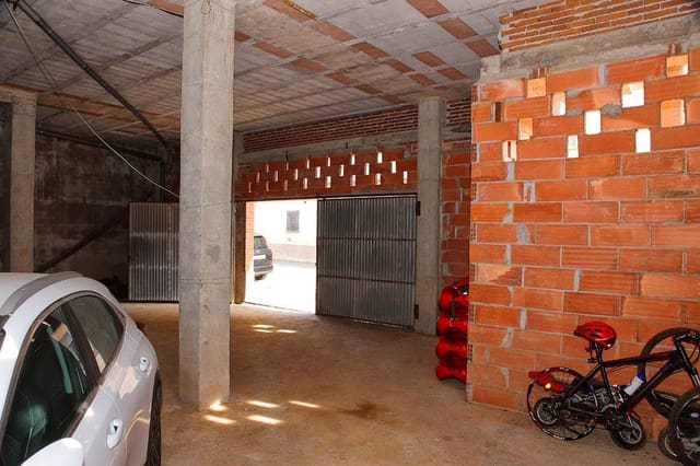 3 bedroom Commercial for sale in Alcanar - € 129,000 (Ref: 7788614)