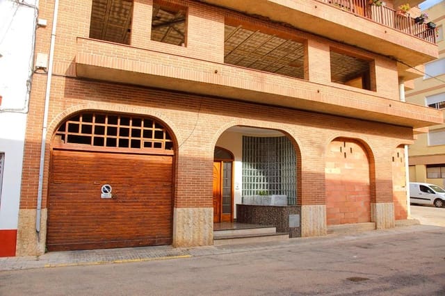 3 bedroom Commercial for sale in Alcanar - € 129,000 (Ref: 7788614)
