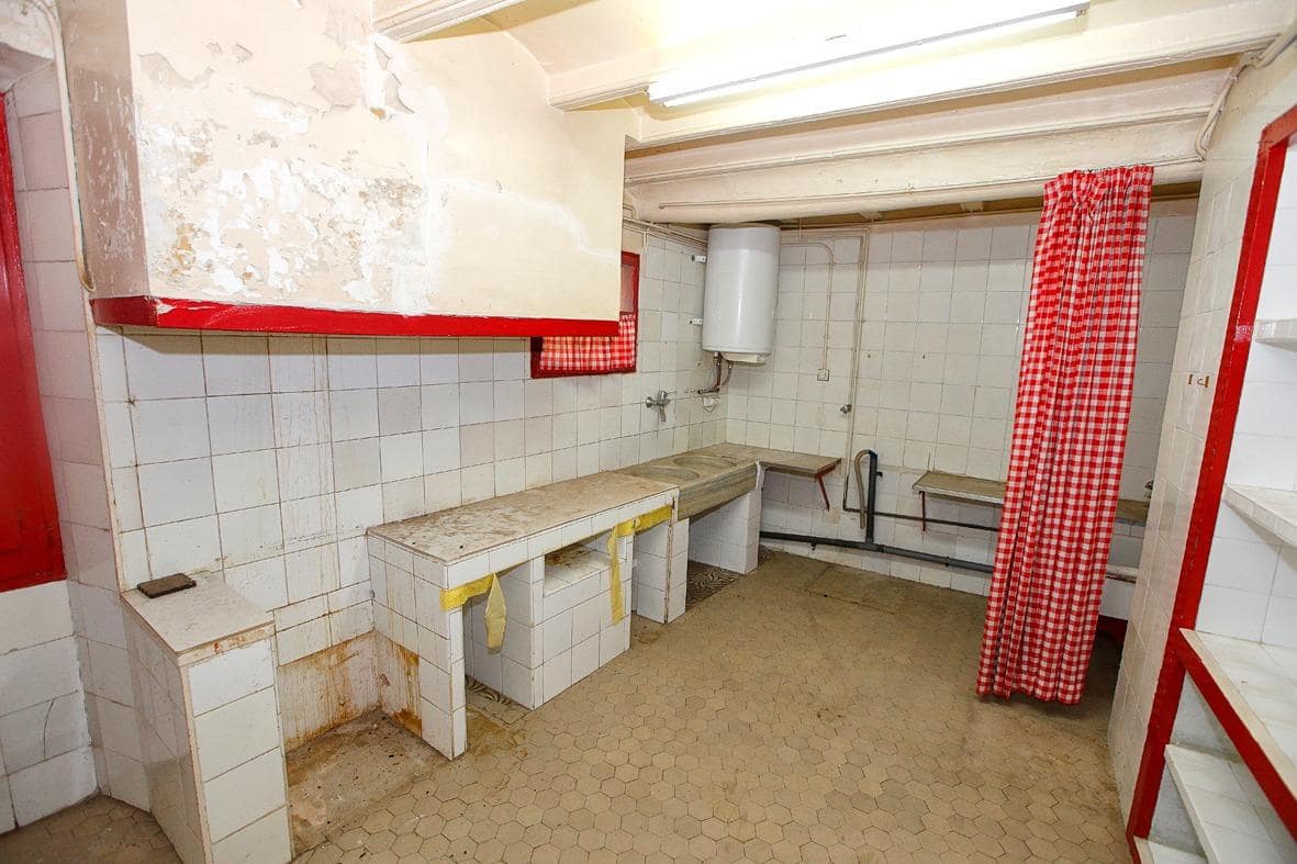 7 soveværelse Byhus til salg i Alcanar - € 220.000 (Ref: 7986372)