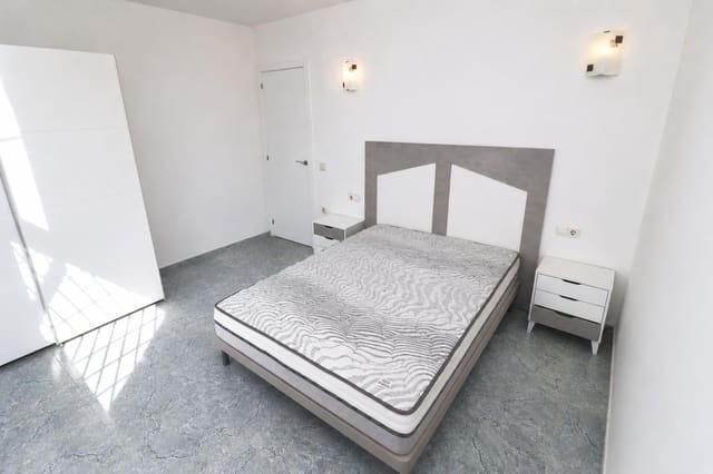 3 quarto Moradia para arrendar em Alcanar com garagem - 939 € (Ref: 8298346)