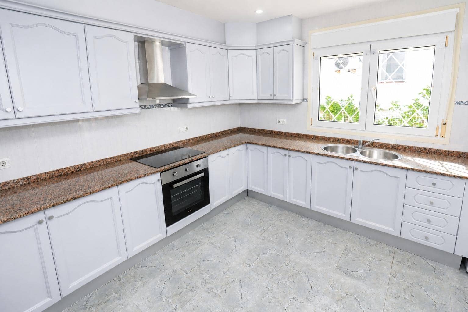 3 camera da letto Villa da affittare in Alcanar con garage - 939 € (Rif: 8298346)