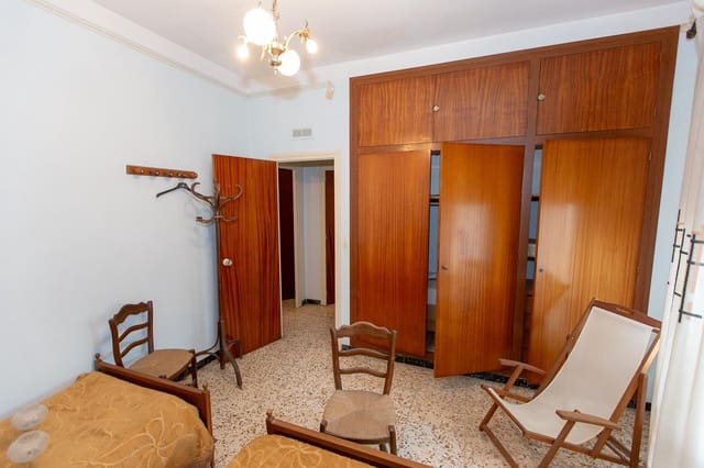 5 soveværelse Byhus til salg i Alcanar med garage - € 209.500 (Ref: 8469387)