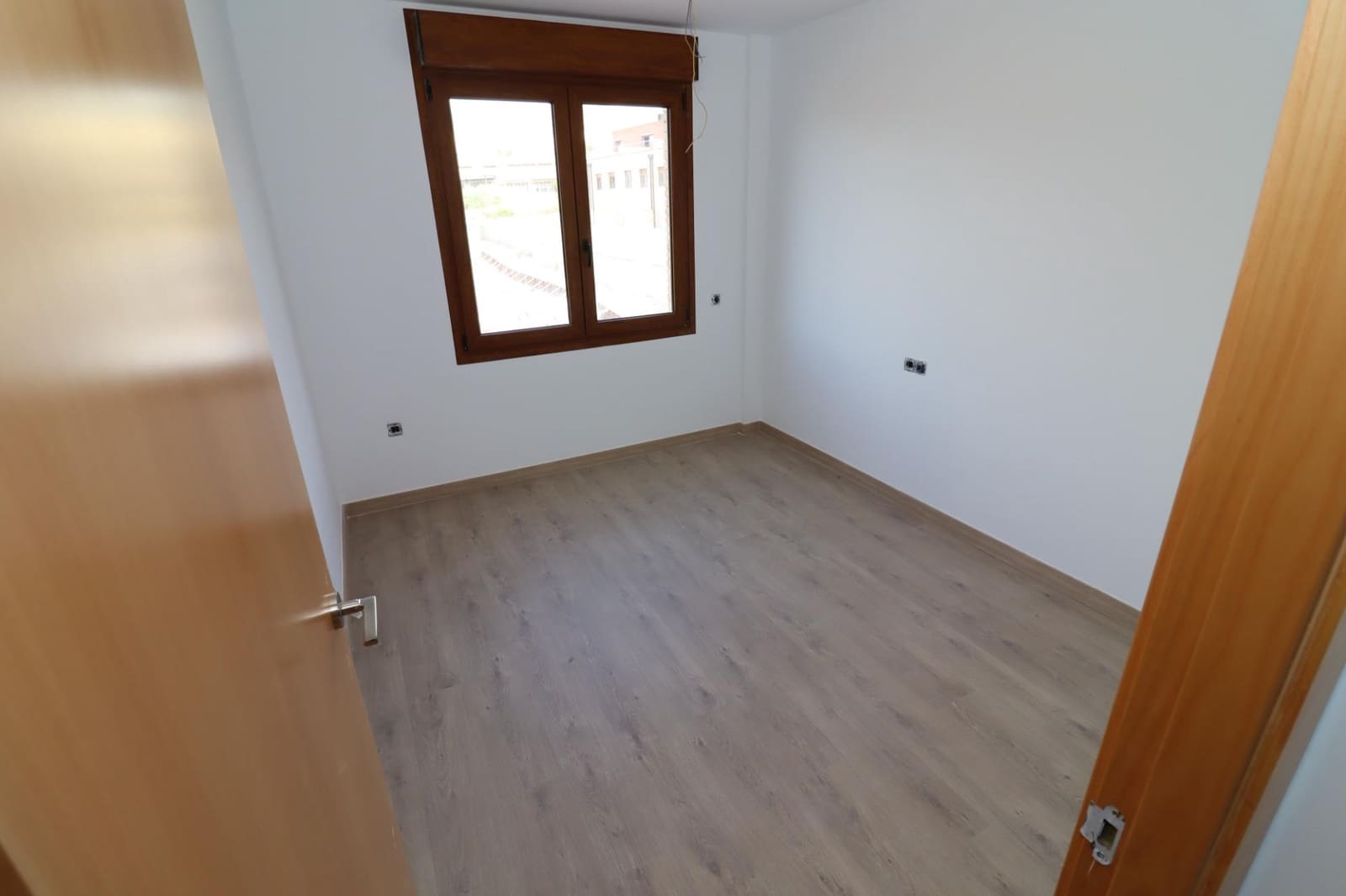 3 soveværelse Semi-Rækkehus til salg i Ulldecona med swimmingpool garage - € 220.000 (Ref: 8676148)