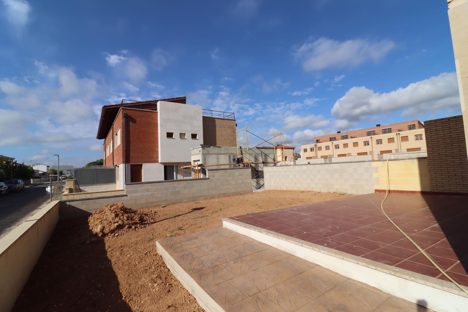 3 soveværelse Semi-Rækkehus til salg i Ulldecona med swimmingpool garage - € 220.000 (Ref: 8676148)