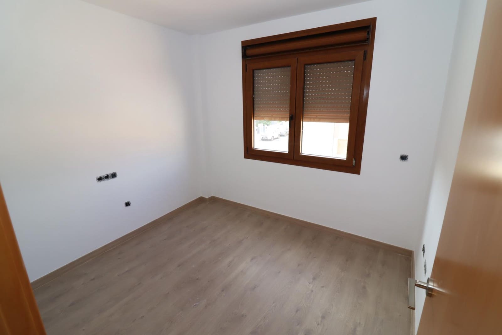 3 soveværelse Semi-Rækkehus til salg i Ulldecona med swimmingpool garage - € 220.000 (Ref: 8676148)