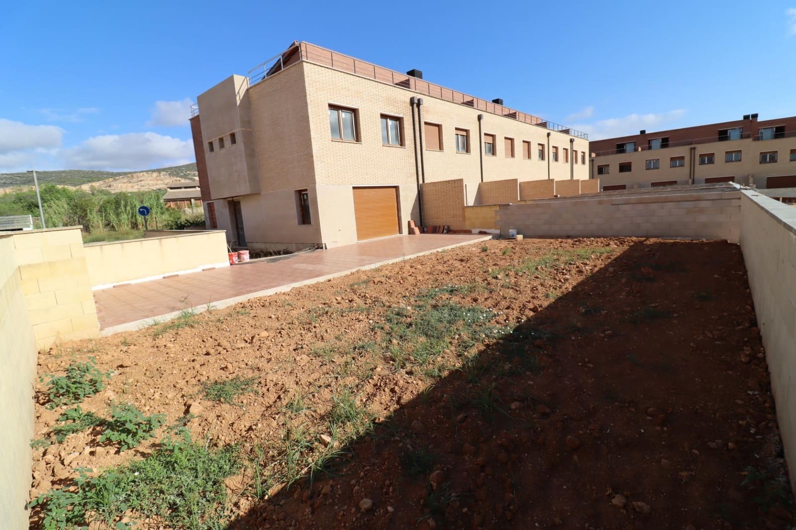 3 soveværelse Semi-Rækkehus til salg i Ulldecona med swimmingpool garage - € 220.000 (Ref: 8676148)