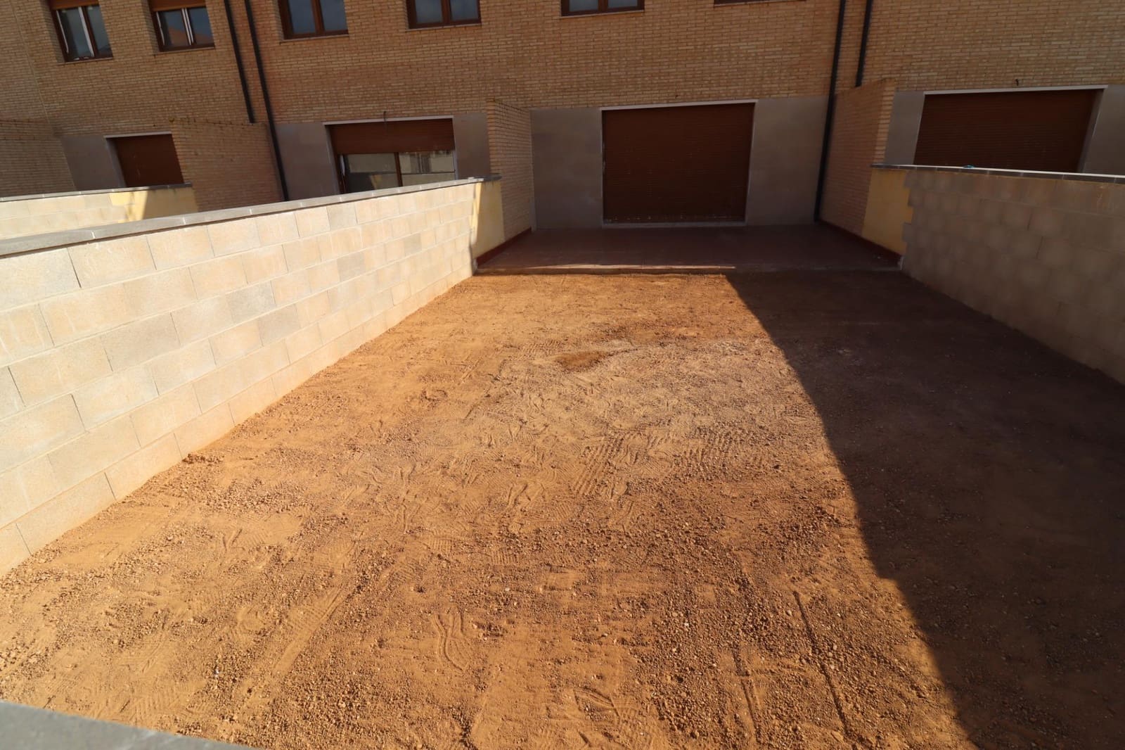 3 soveværelse Semi-Rækkehus til salg i Ulldecona med swimmingpool garage - € 220.000 (Ref: 8676148)