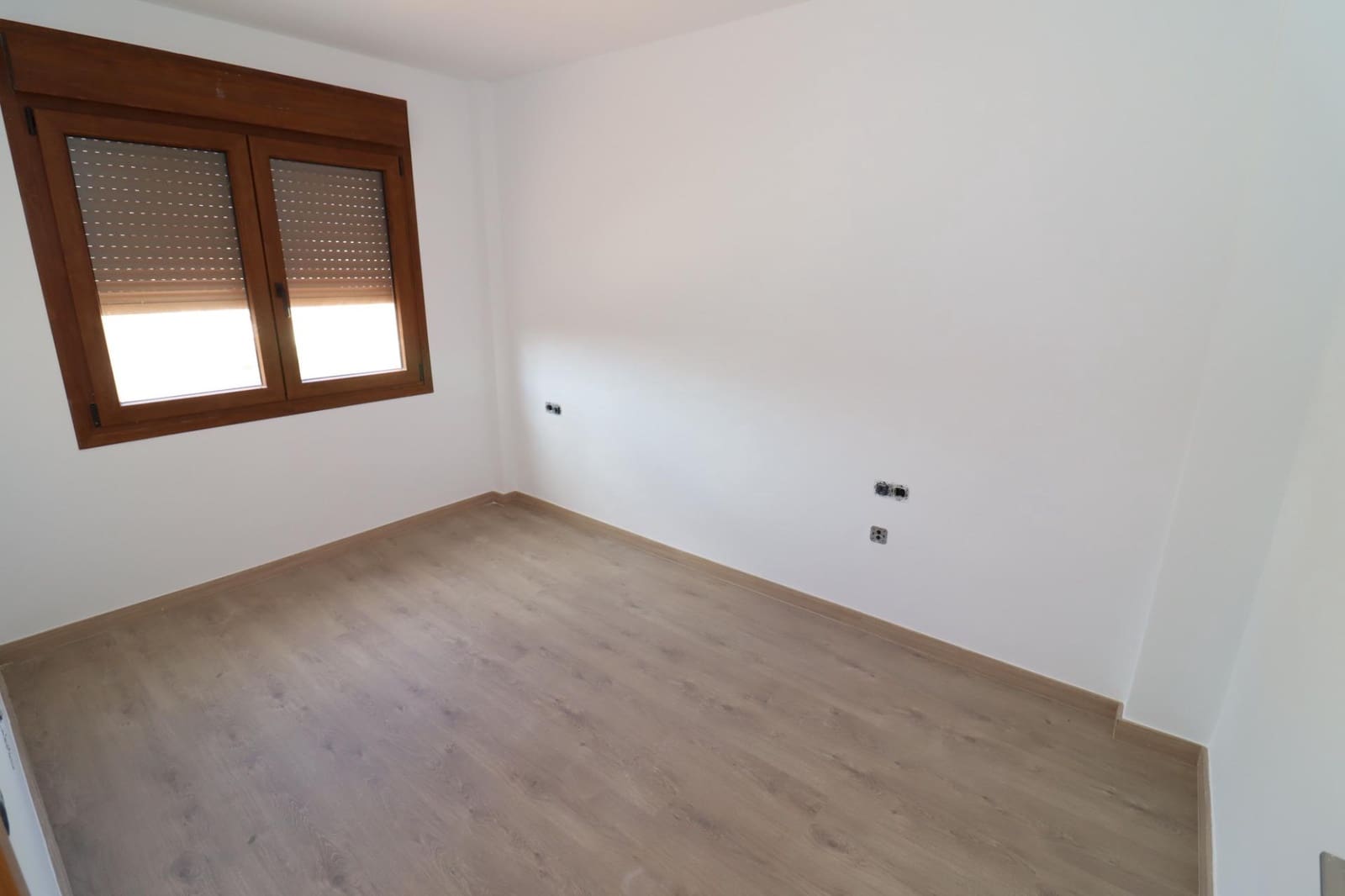 3 soveværelse Semi-Rækkehus til salg i Ulldecona med swimmingpool garage - € 220.000 (Ref: 8676148)