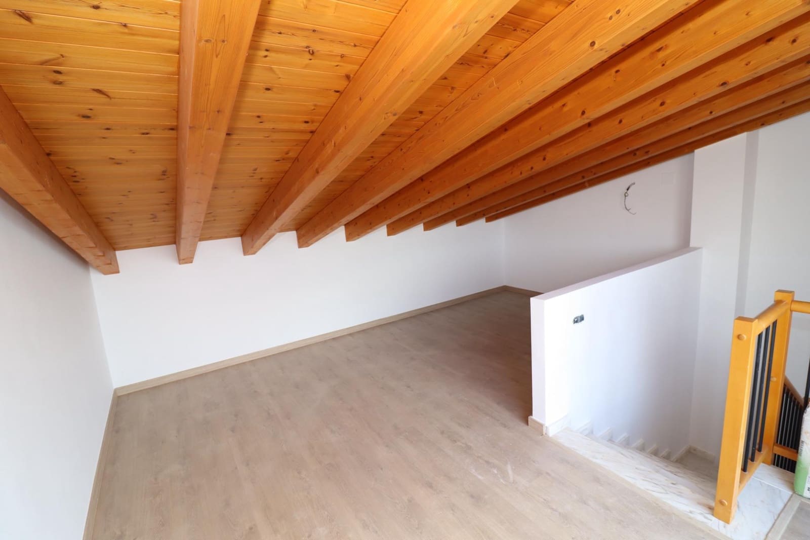 3 soverom Kjedet enebolig til salgs i Ulldecona med svømmebasseng garasje - € 220 000 (Ref: 8676148)