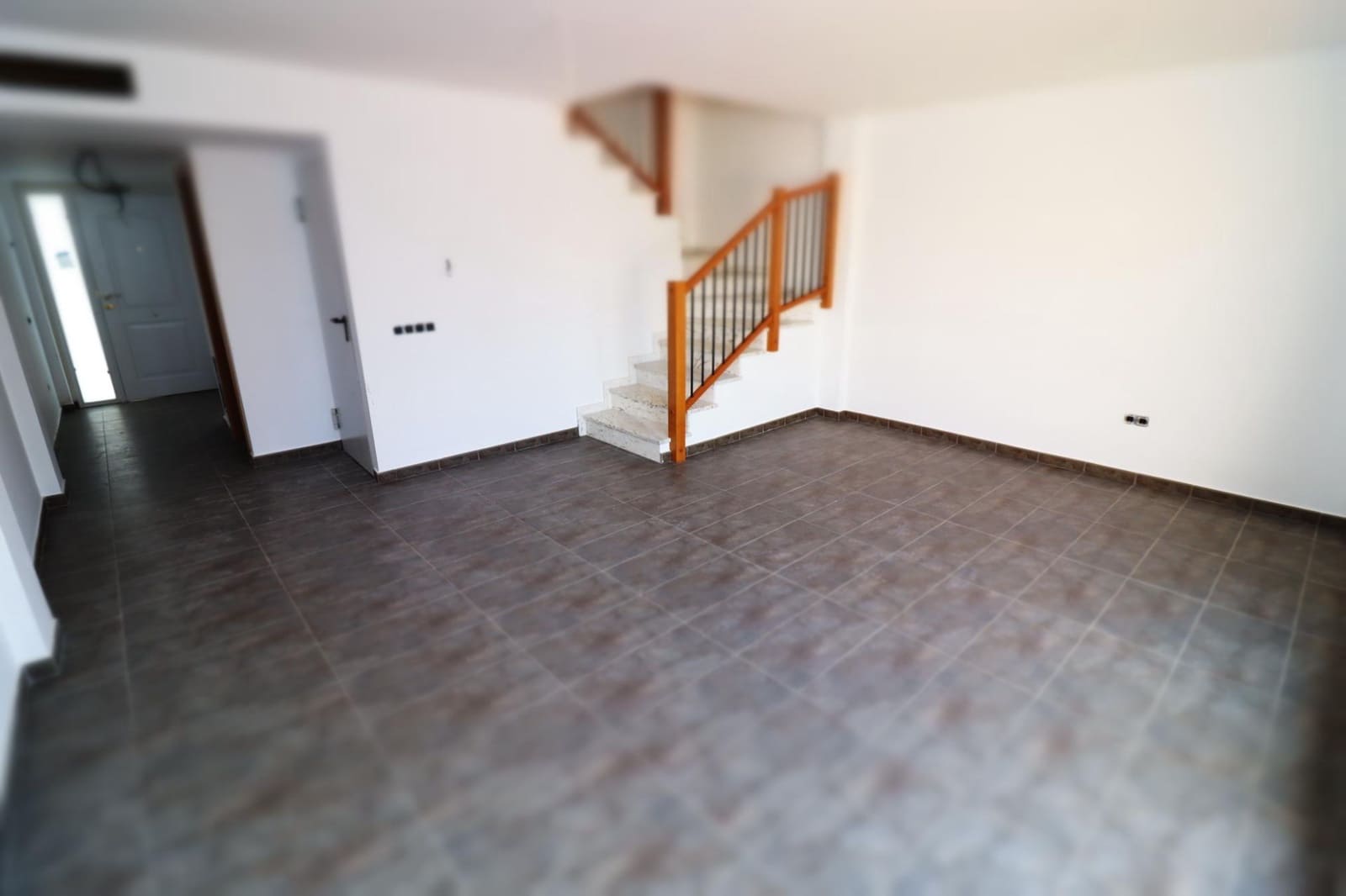 3 soverom Kjedet enebolig til salgs i Ulldecona med svømmebasseng garasje - € 220 000 (Ref: 8676148)