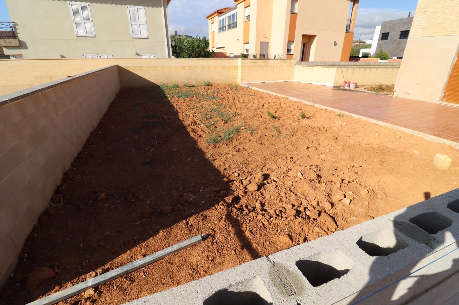 3 soverom Kjedet enebolig til salgs i Ulldecona med svømmebasseng garasje - € 220 000 (Ref: 8676148)