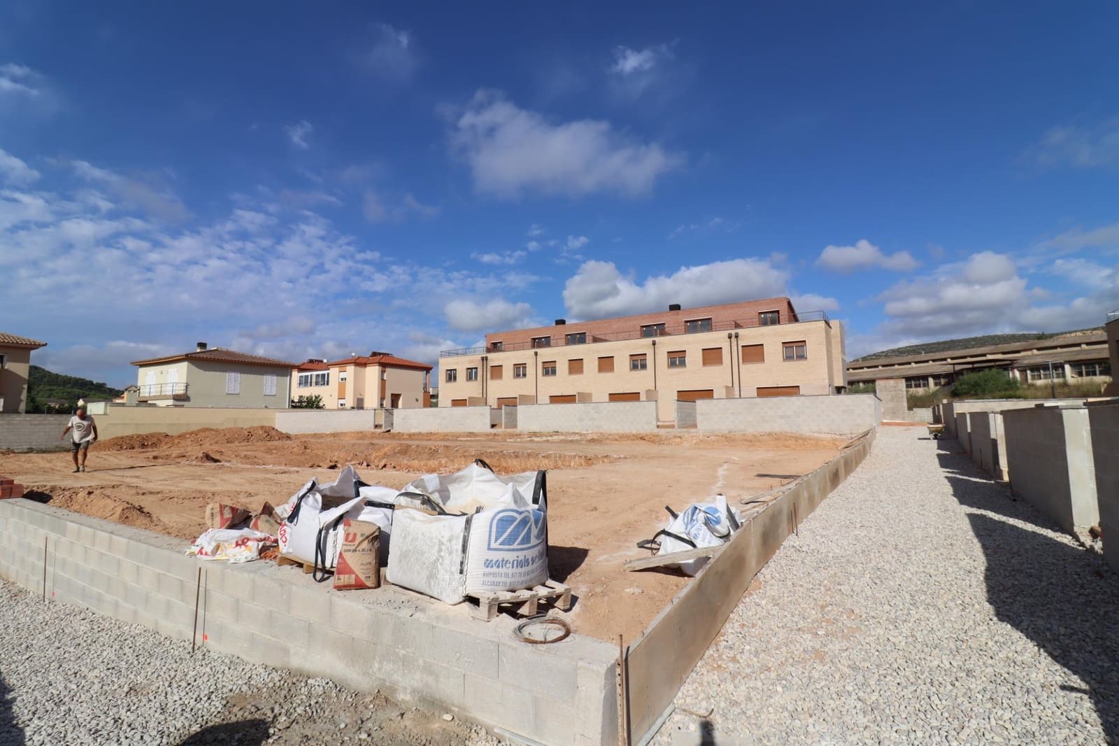 3 soverom Kjedet enebolig til salgs i Ulldecona med svømmebasseng garasje - € 220 000 (Ref: 8676148)