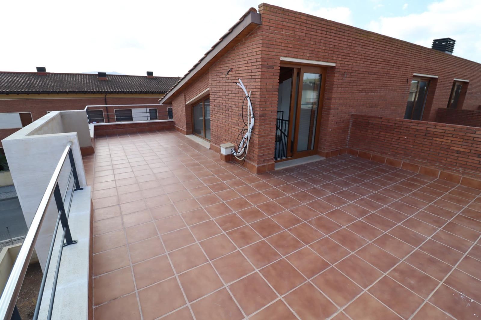 3 soverom Kjedet enebolig til salgs i Ulldecona med svømmebasseng garasje - € 220 000 (Ref: 8676148)