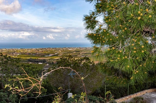 5 soverom Villa til salgs i Alcanar med svømmebasseng - € 475 000 (Ref: 8847621)