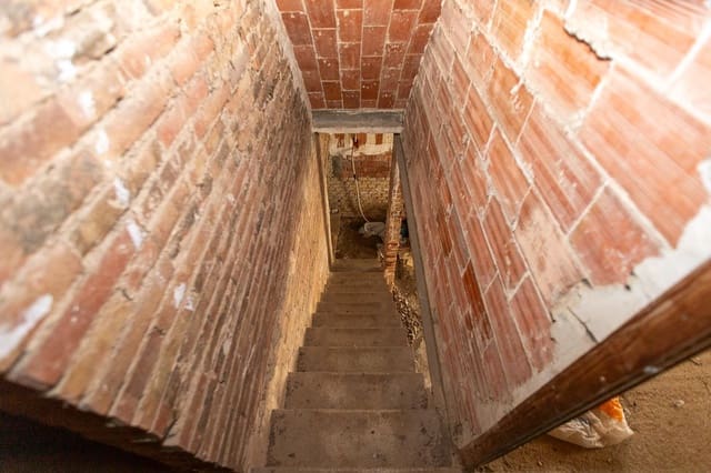 Erhverv til salg i Alcanar - € 45.000 (Ref: 8972436)