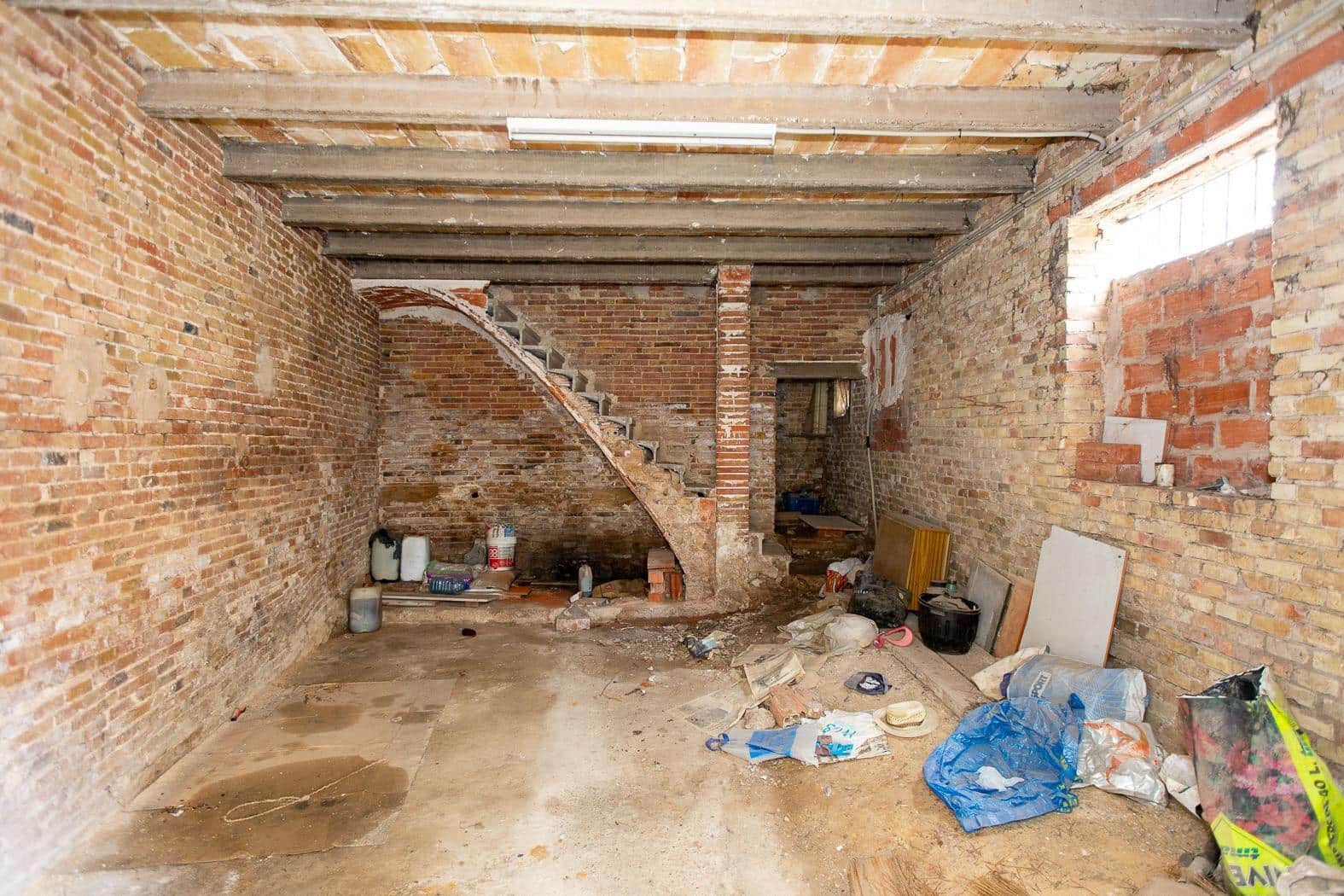 Erhverv til salg i Alcanar - € 45.000 (Ref: 8972436)