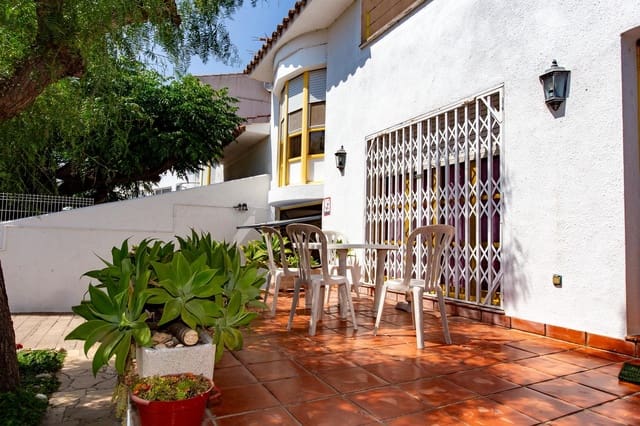 3 soveværelse Rækkehus til salg i Alcanar med garage - € 235.000 (Ref: 9089752)