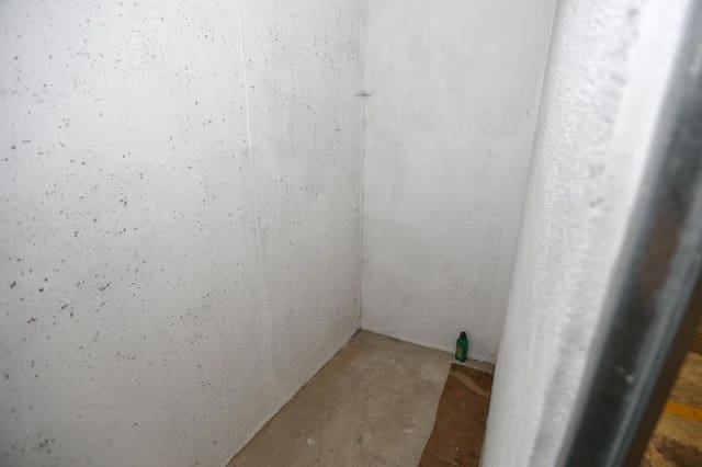 Garage til salg i Alcanar - € 11.000 (Ref: 9200469)